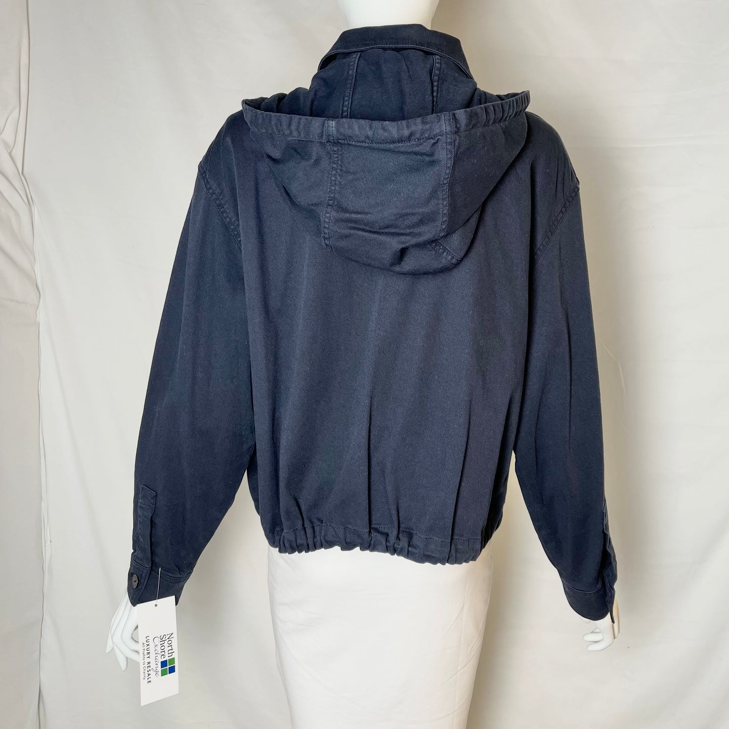 Closed Jacket