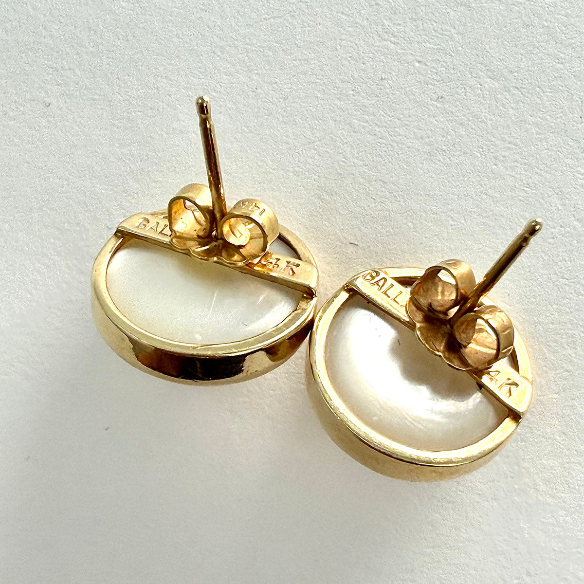 14K Gold Stud Earrings with Mabe Pearl and Diamond