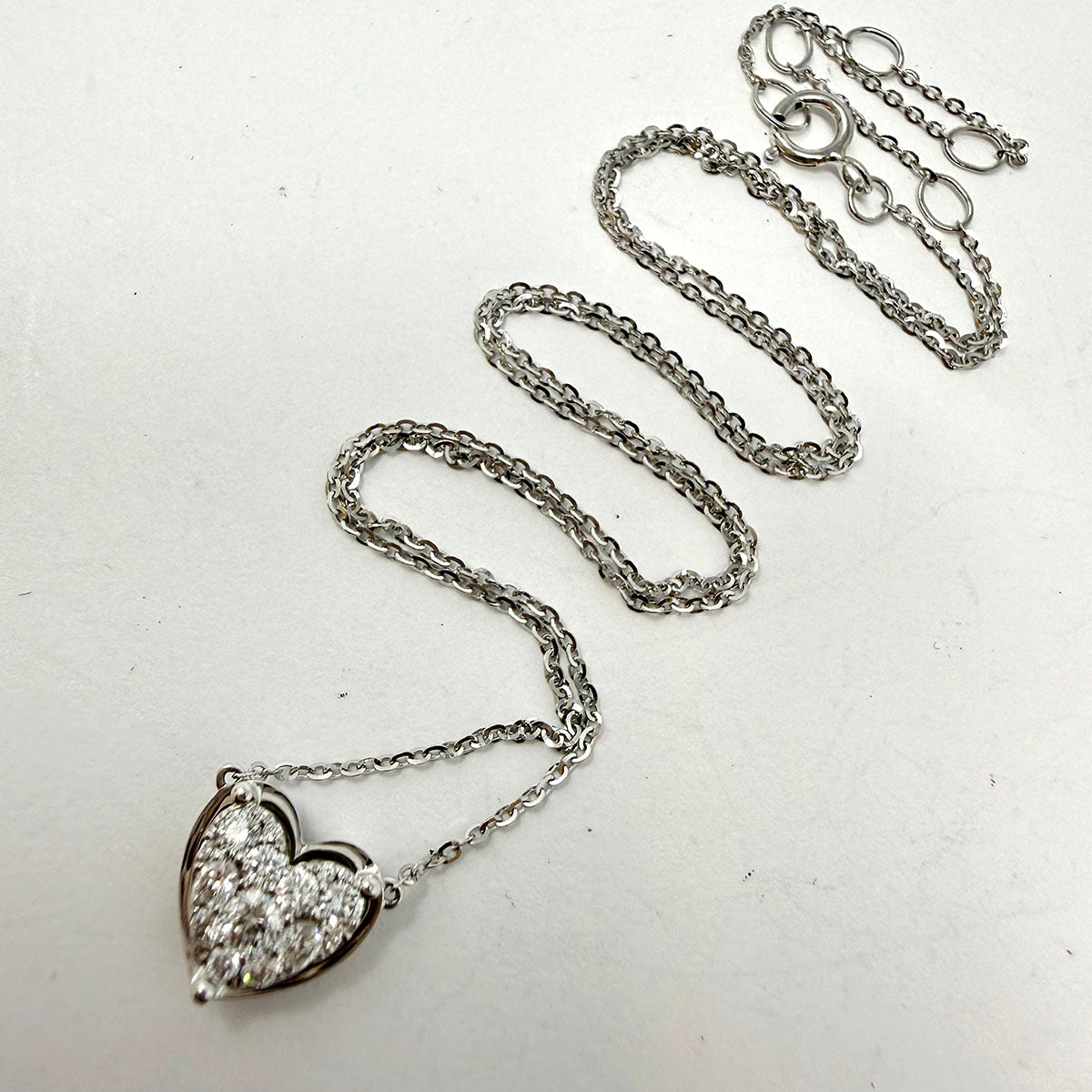 18K White Gold Necklace with Diamond Heart Pendant