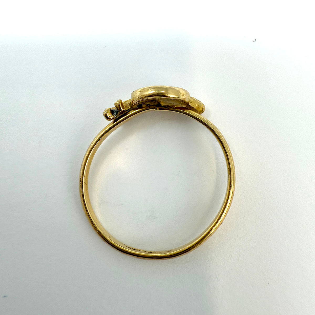 18K Swirl Ring