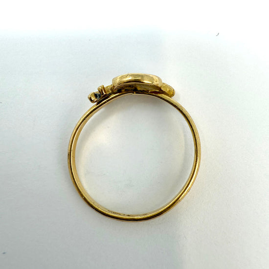 18K Swirl Ring
