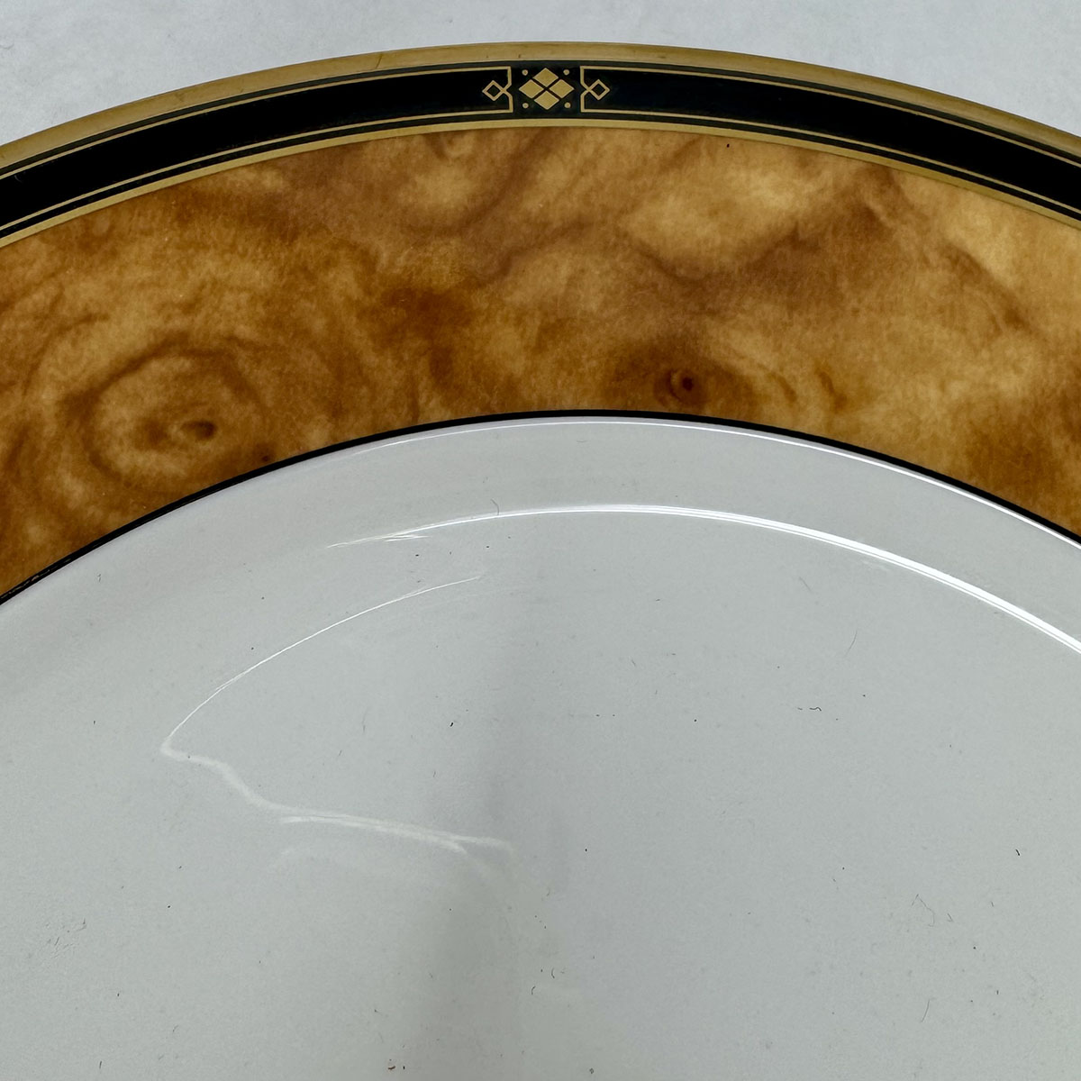22 Pcs: 4 5 Pc Place Settings Cabot China with Salt and Pepper