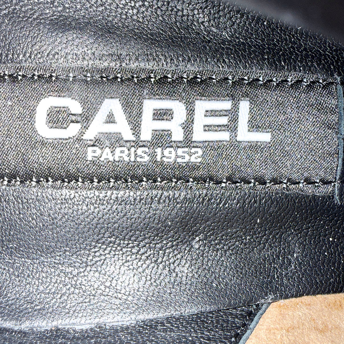 Carel Boots
