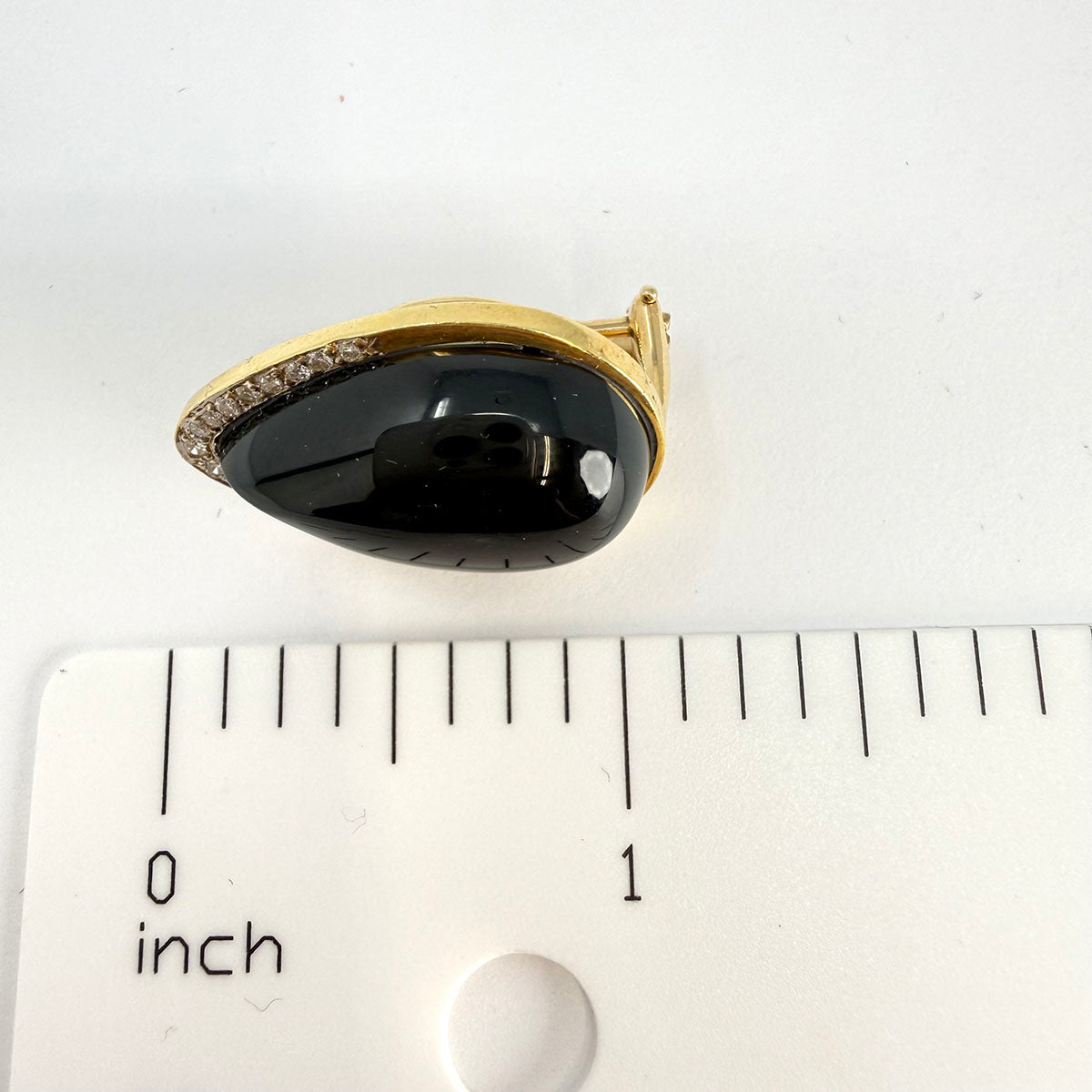 18K Gold Earrings with Onyx and Diamonds
