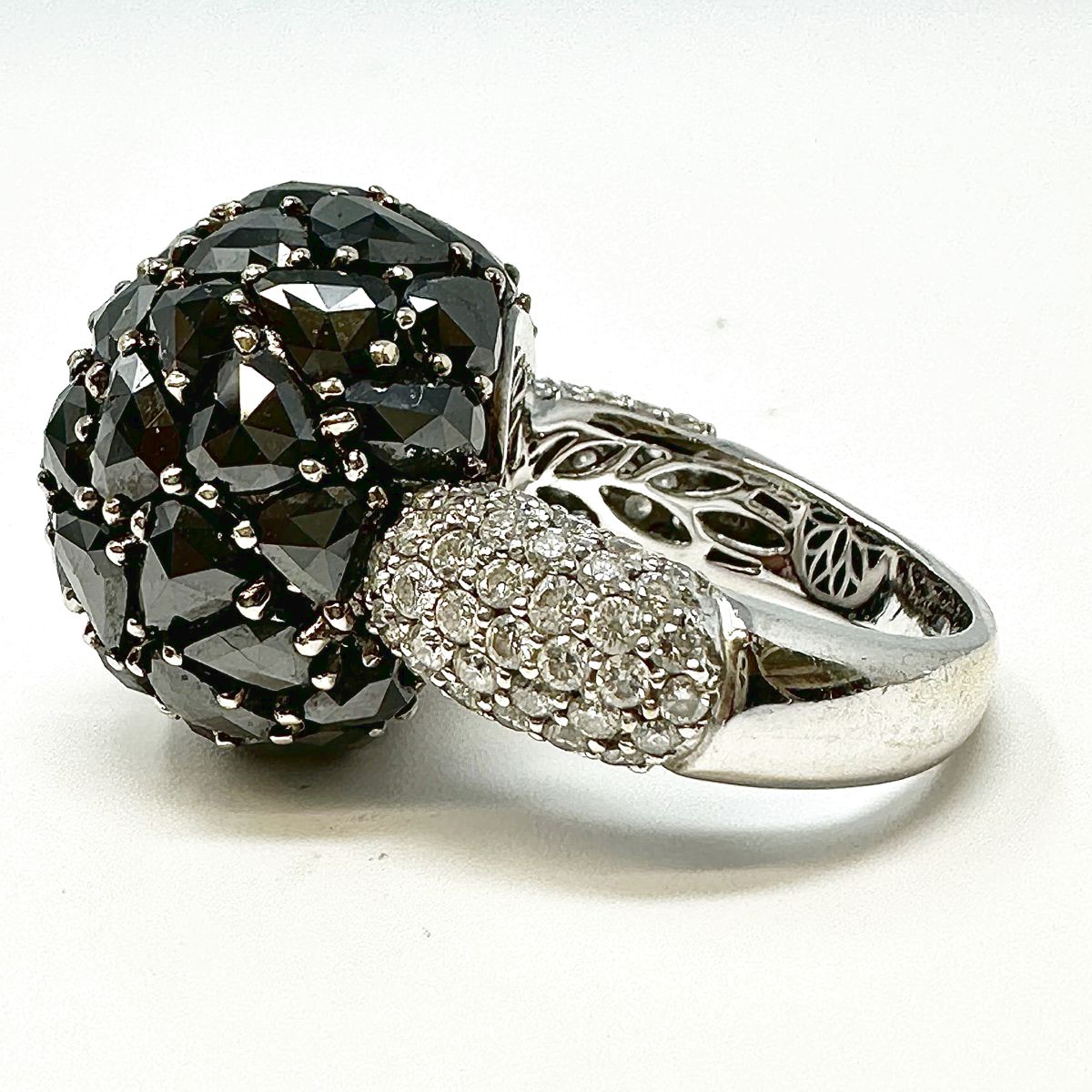 18K White Gold  Diamond Dome  Ring With Black and Clear Diamonds