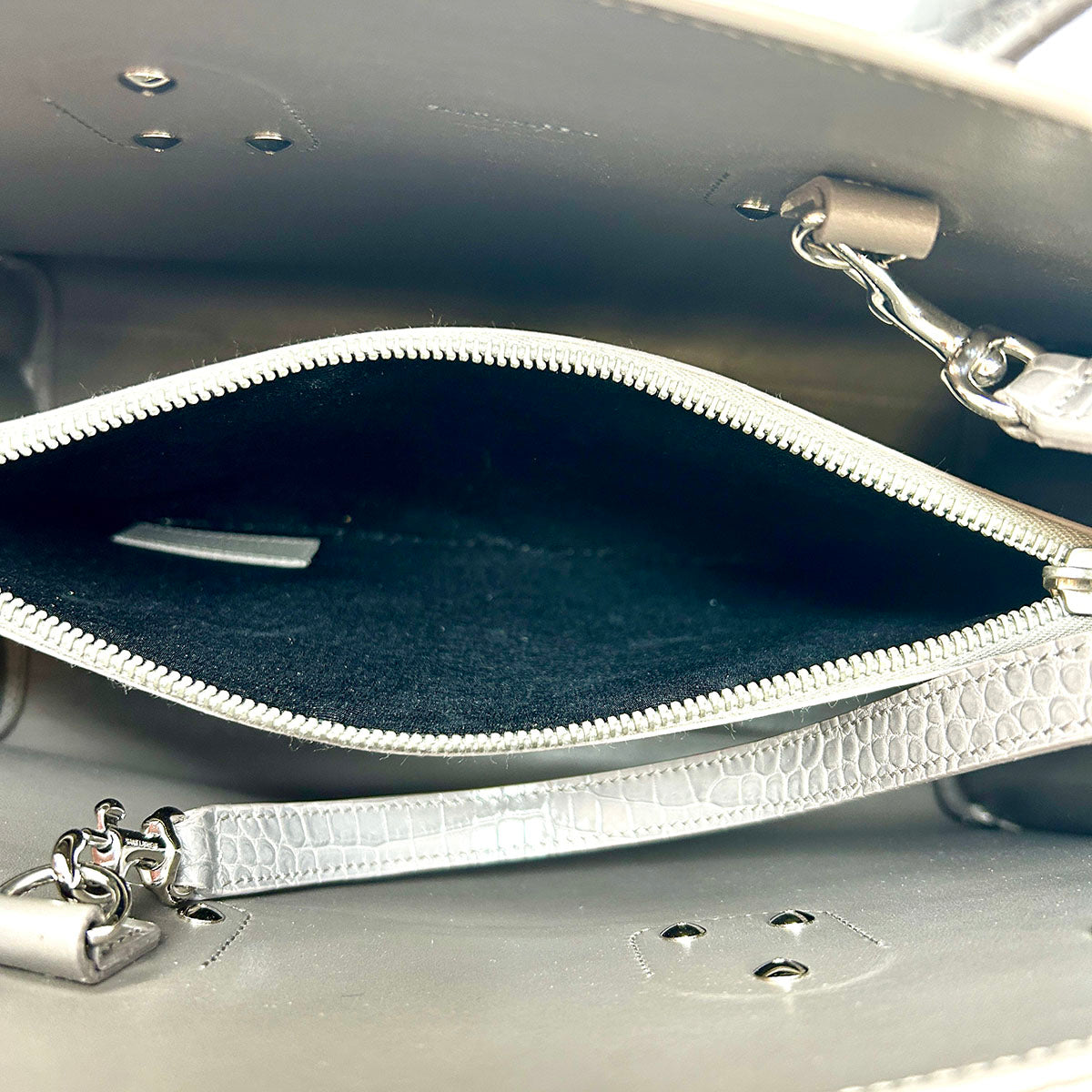 Saint Laurent Leather Sac De Jour Handle Bag