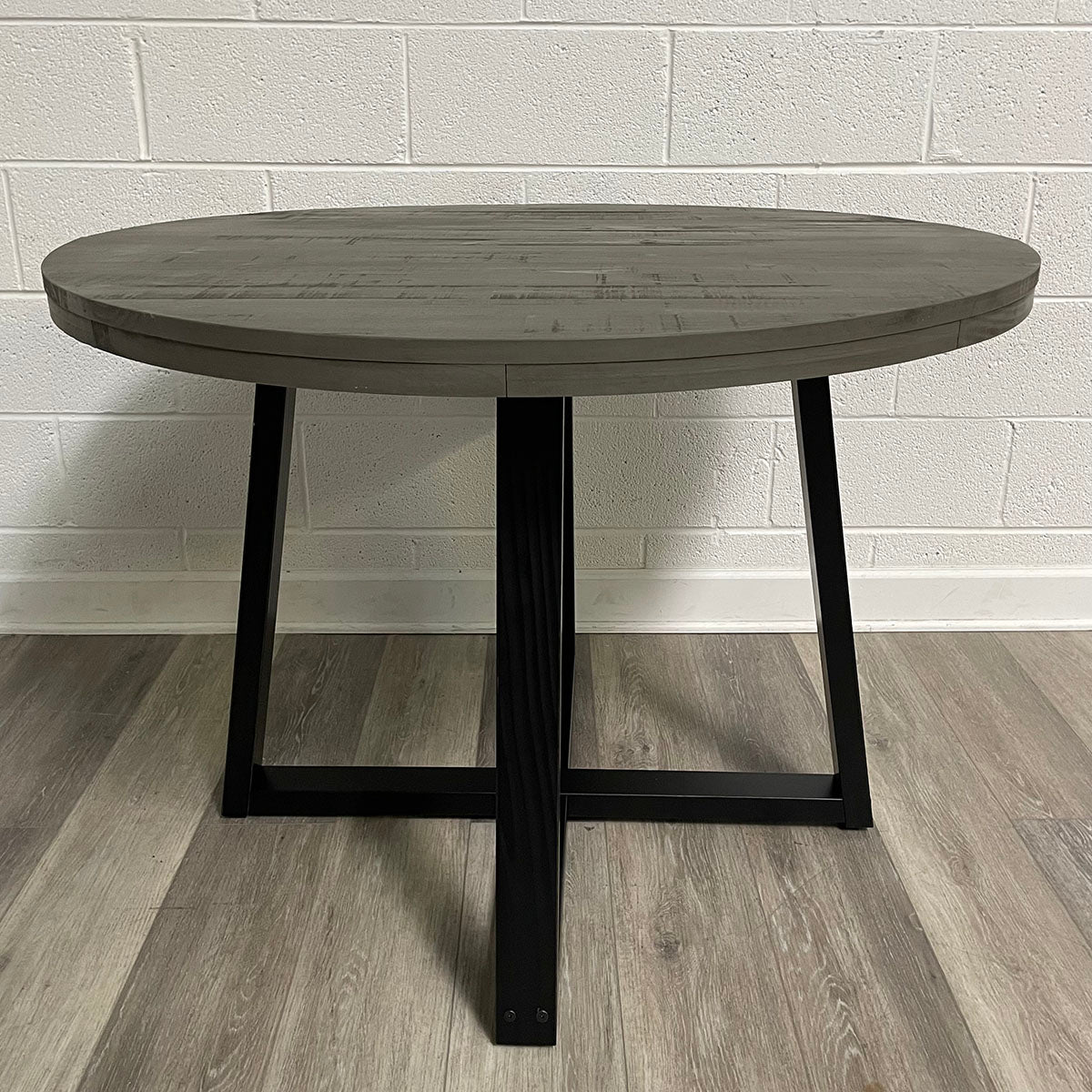 Pine Round Solid Wood Dining Table