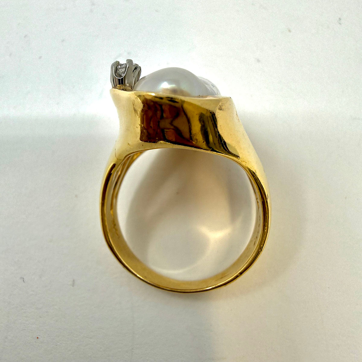 14K Yellow Gold Rudolph Friedman Ring with Elongated Pearl and 2 Diamonds
