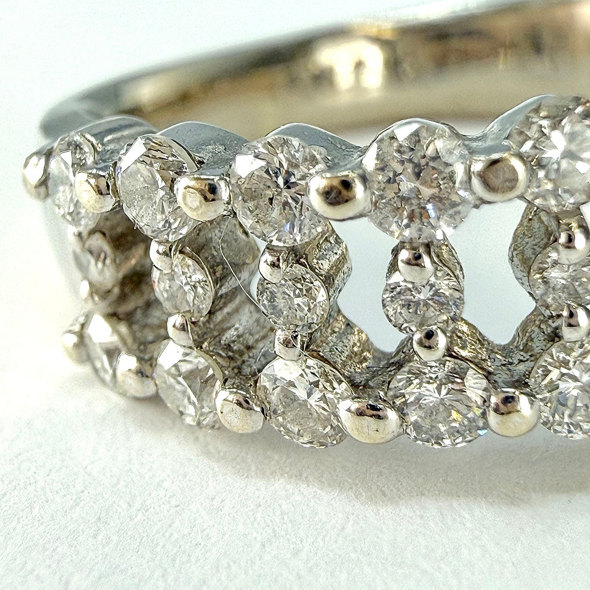 14K White Gold Ring with Diamond