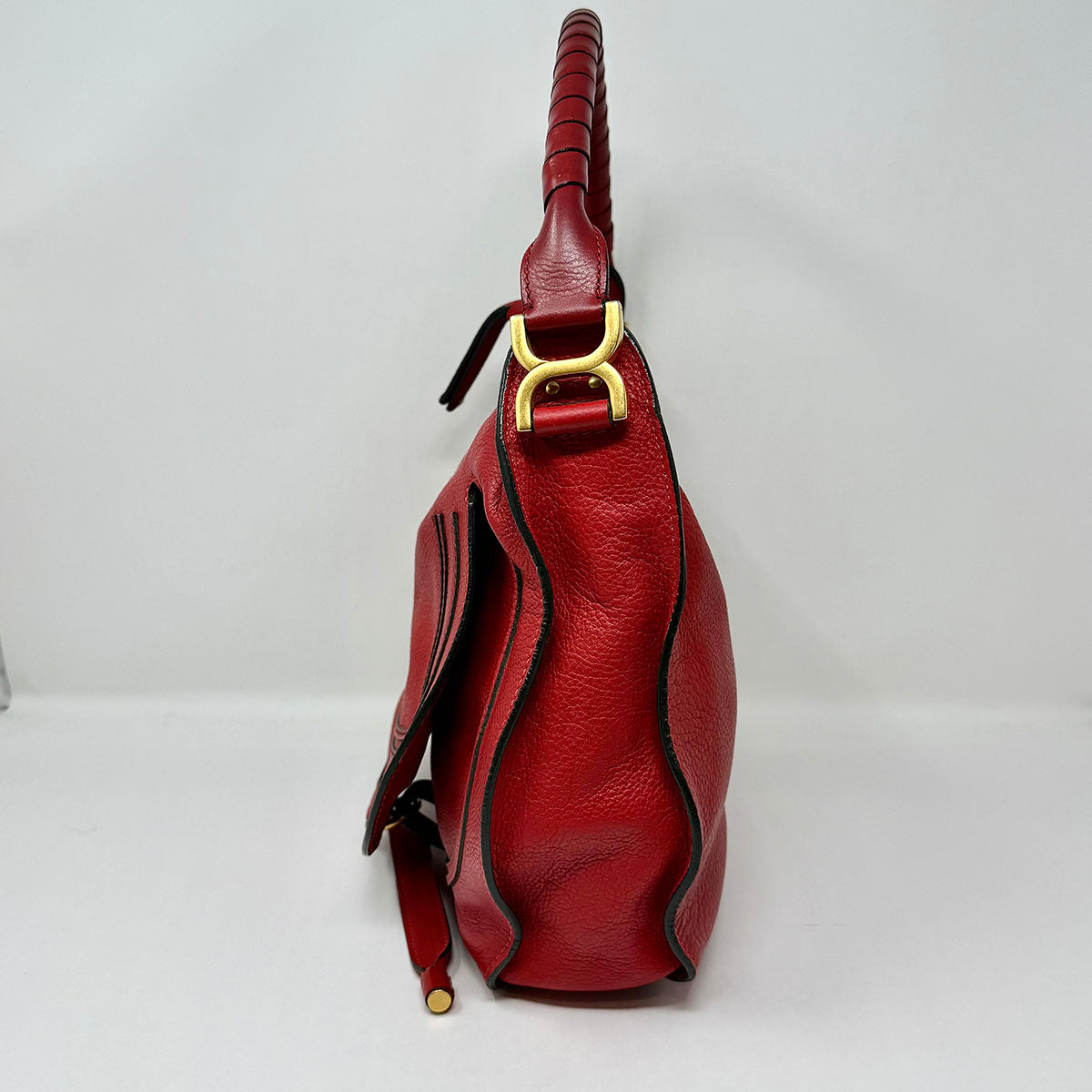 Chloe Hobo