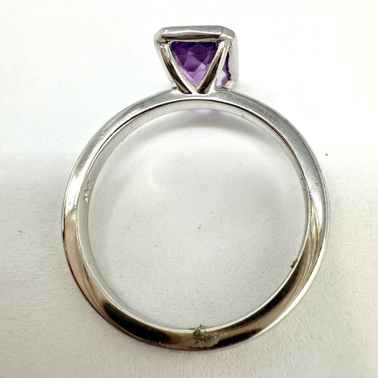 14K White Gold  Ring with Amethyst
