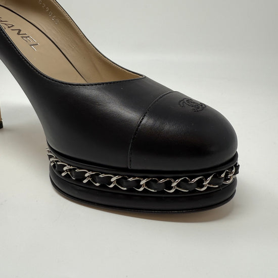 Chanel Pumps
