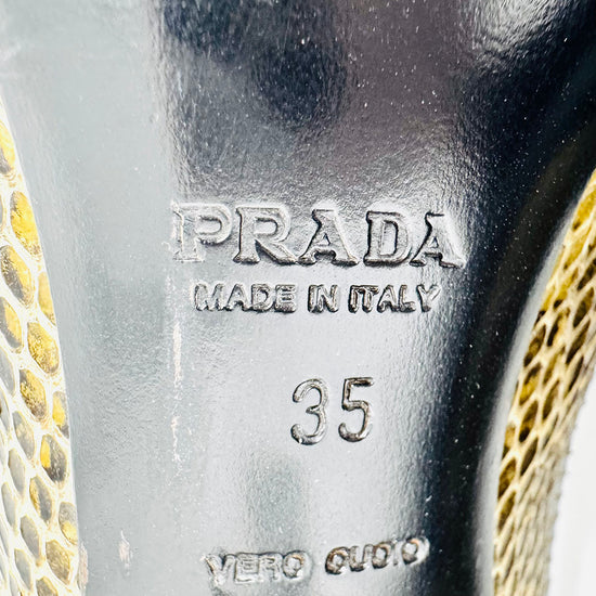 Prada Pumps