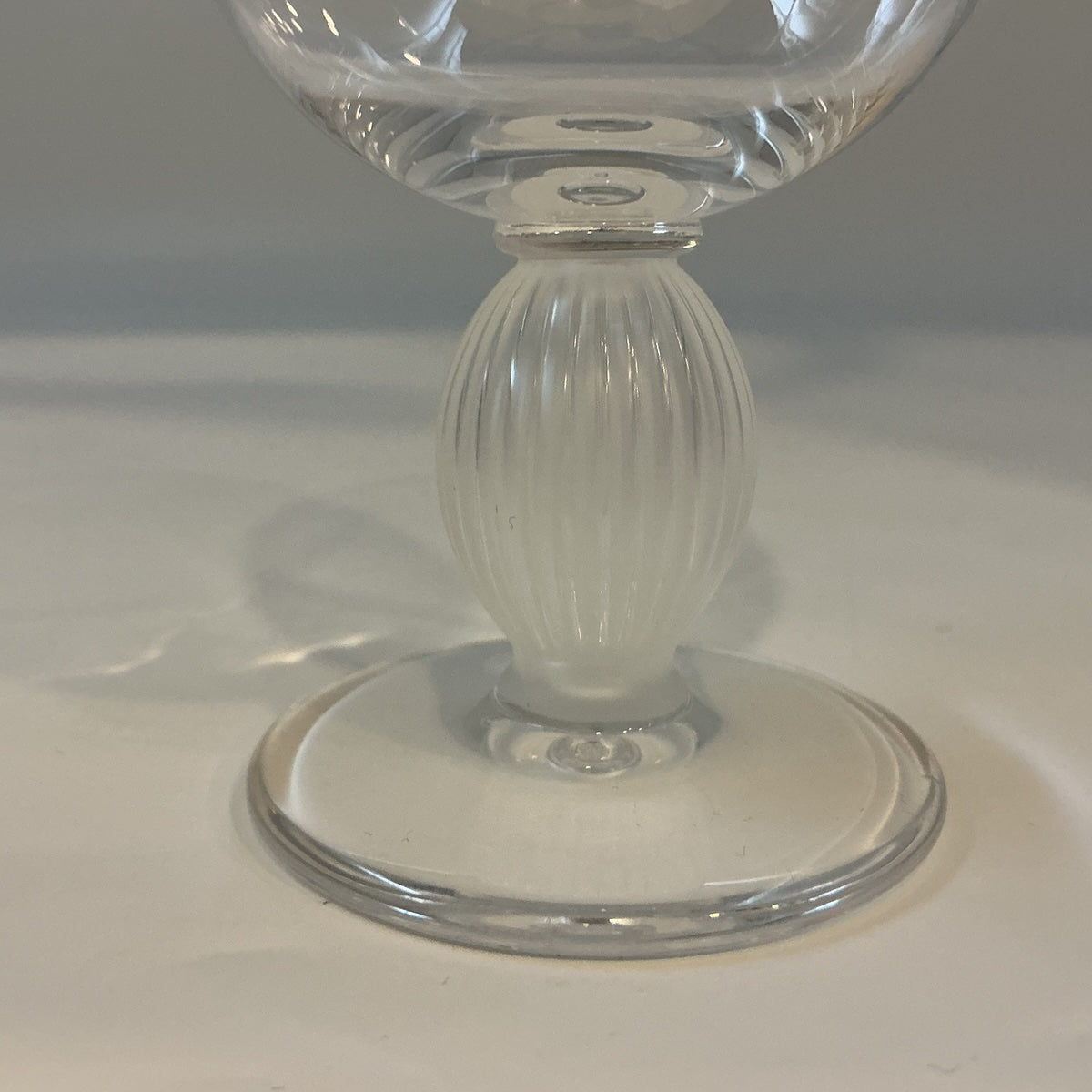 Lalique Glassware "Langeais" Set of 8 Frosted Stemware