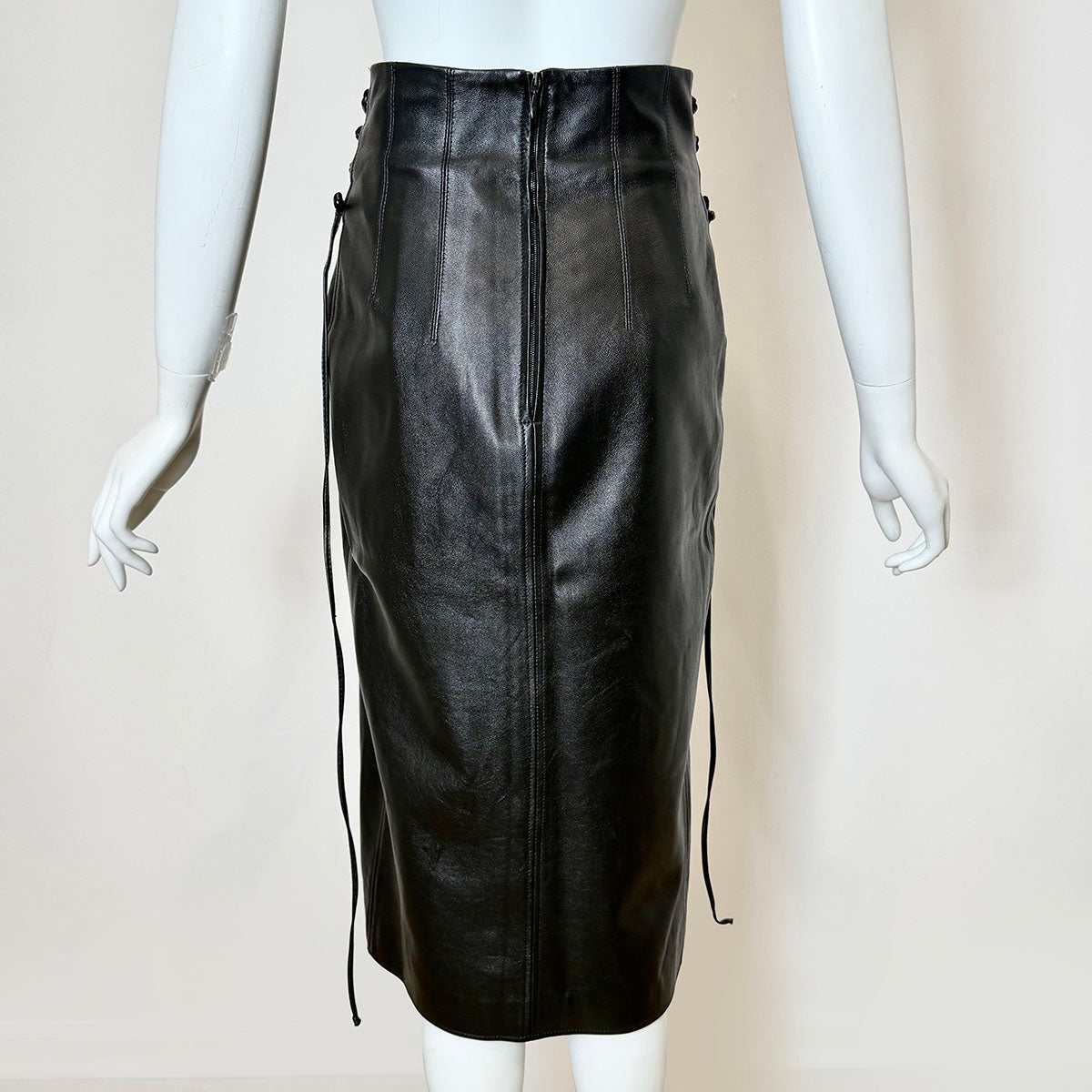 16 Arlington Skirt