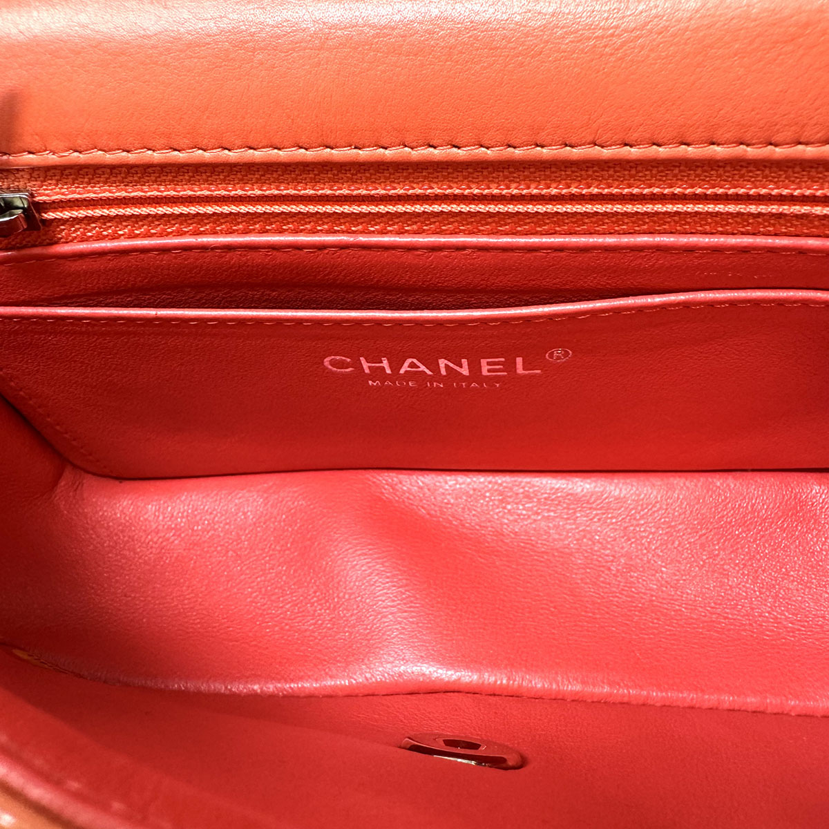 Chanel Mini Classic Patent Leather Single Shoulder Bag