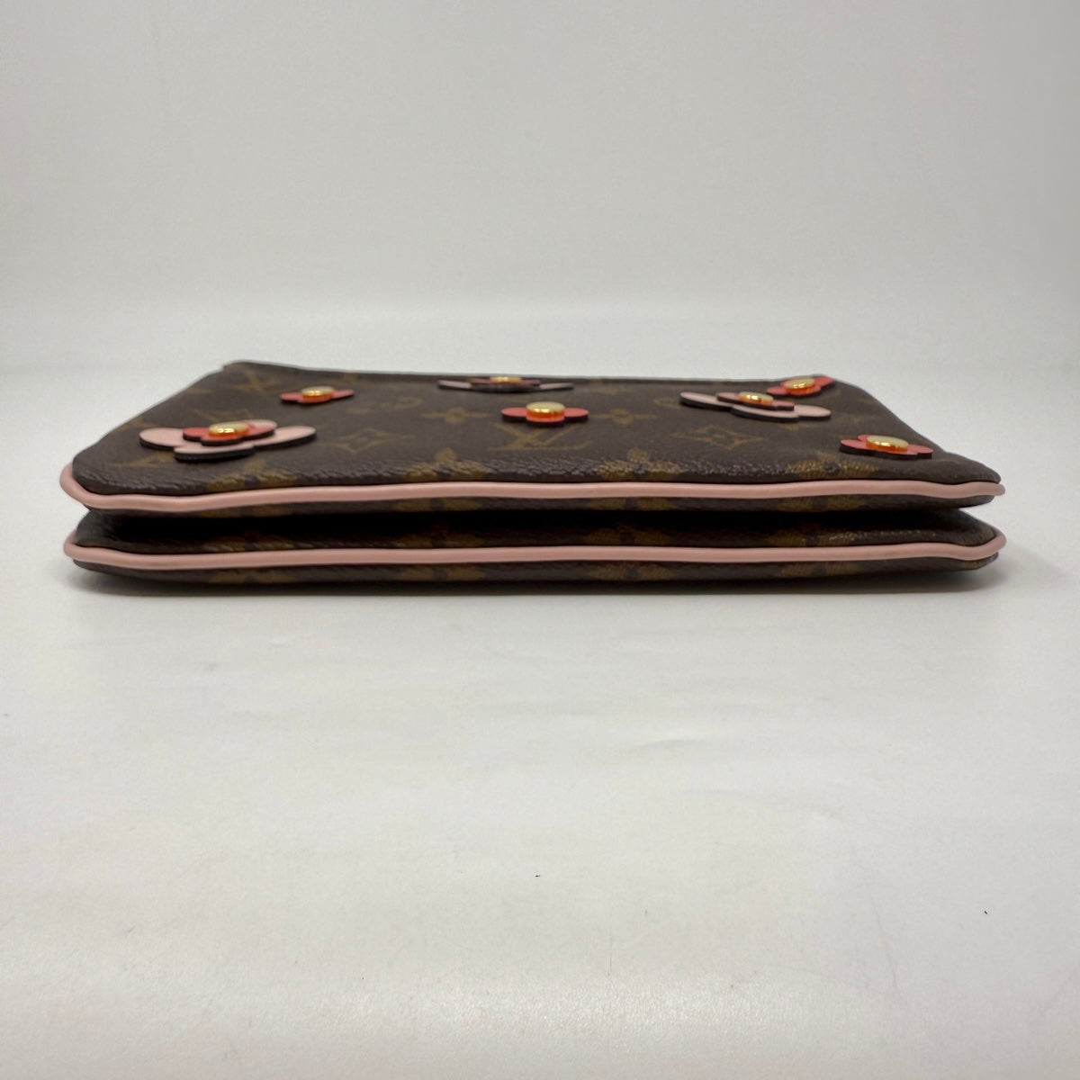 Louis Vuitton Blooming Flowers Pochette