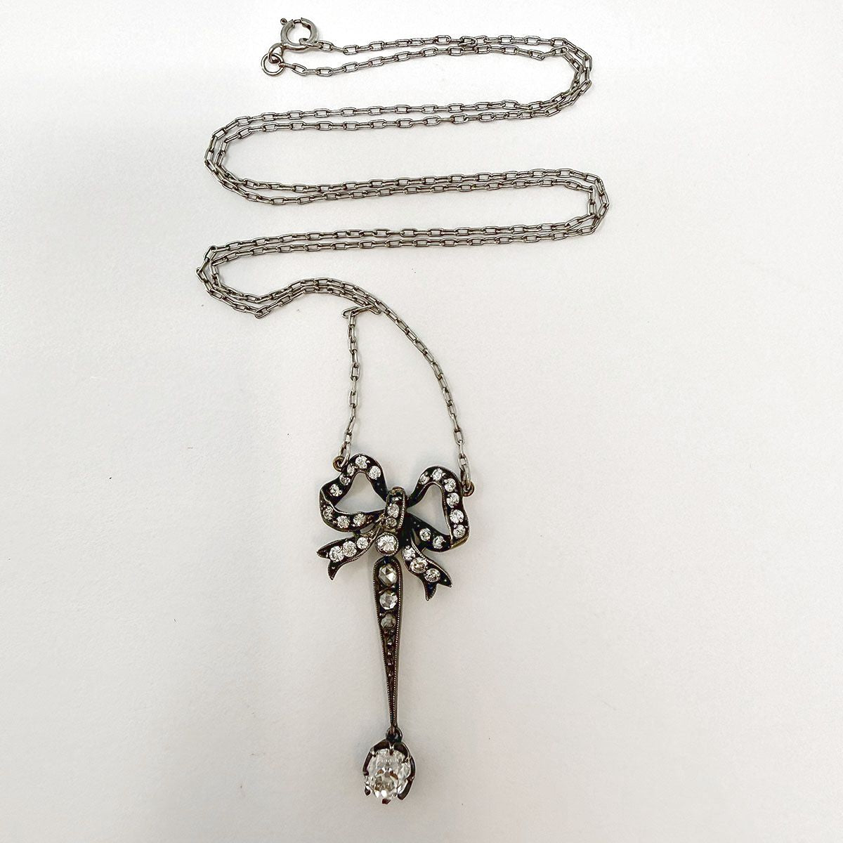18K White Gold Diamond Bow Pendant Necklace