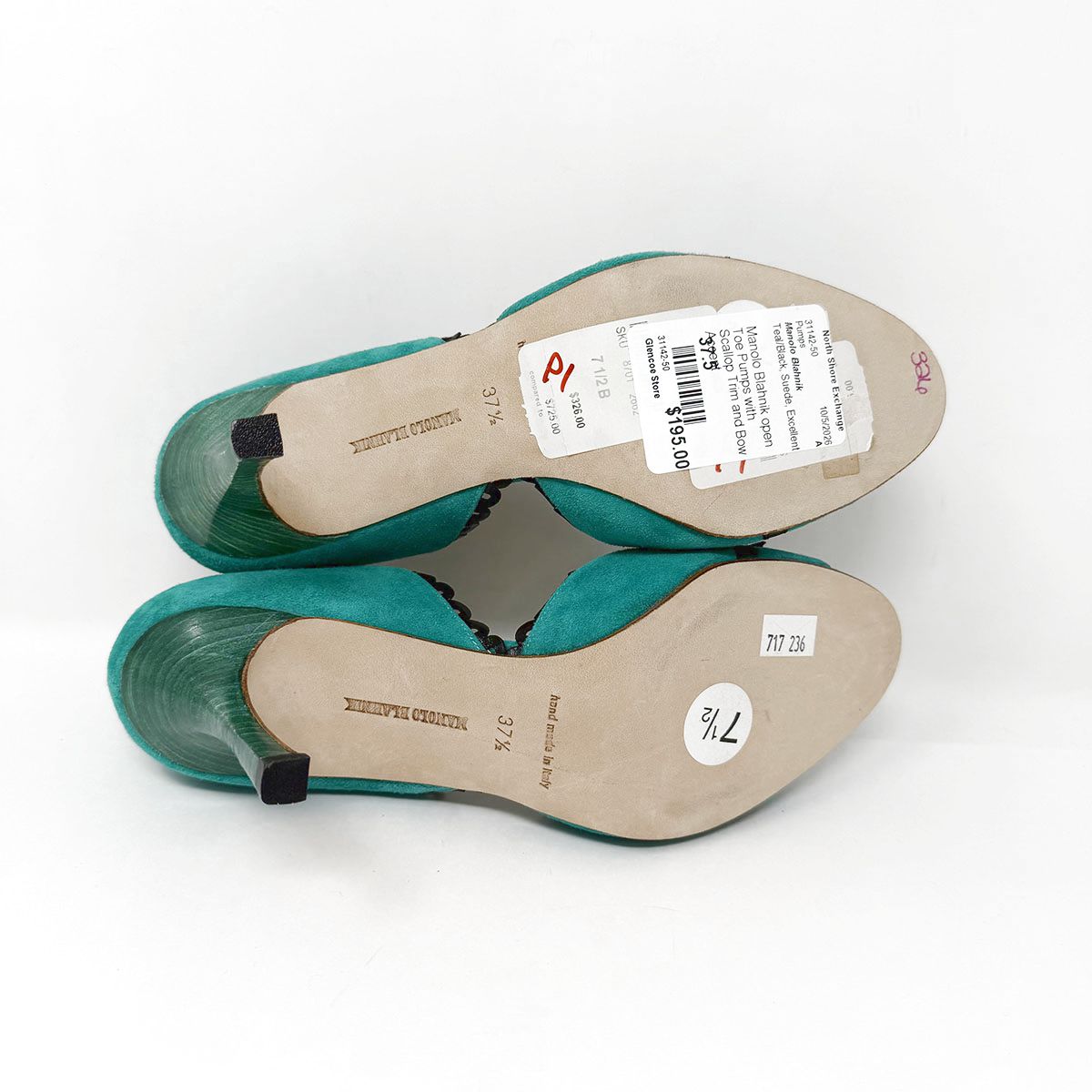 Manolo Blahnik Pumps