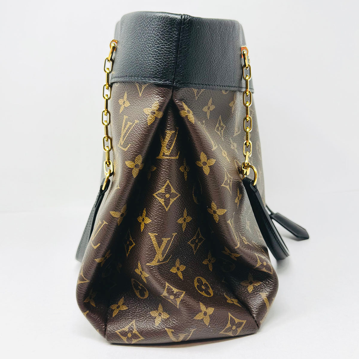 Louis Vuitton Tote