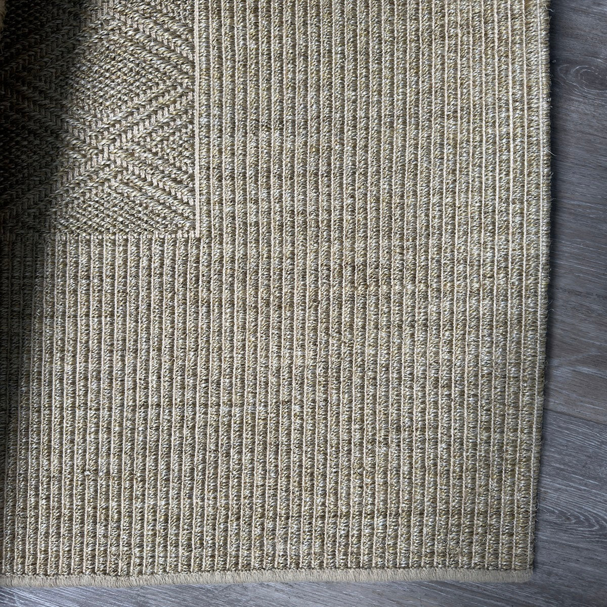 Green/Tan Area Rug