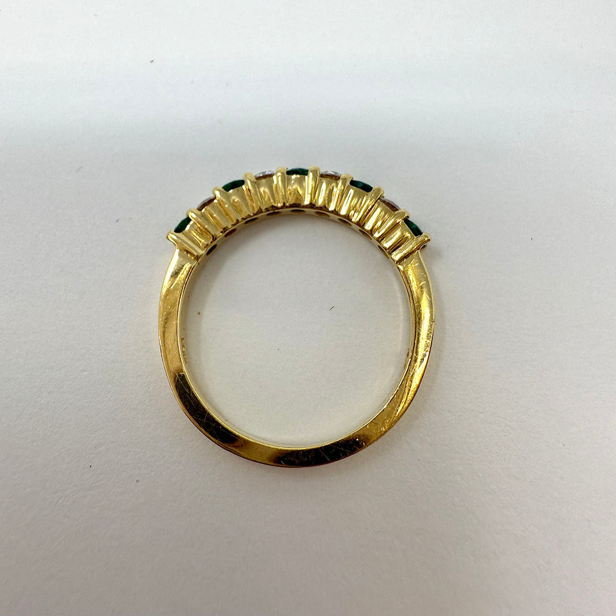 18K Gold Ring with 5 Emeralds and 4 Diamonds