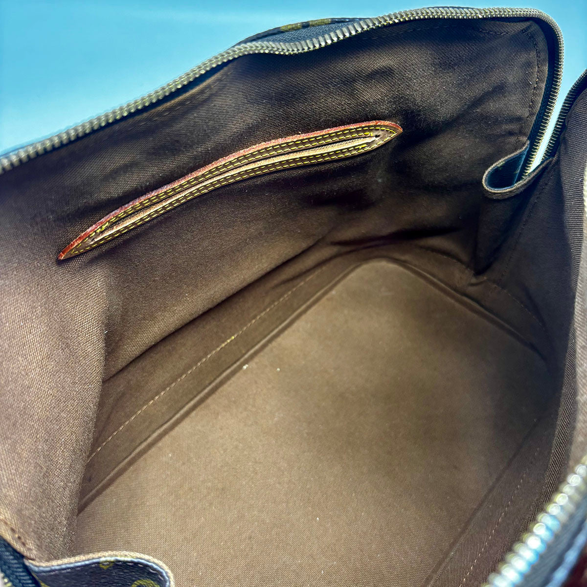 Louis Vuitton Handle Bag