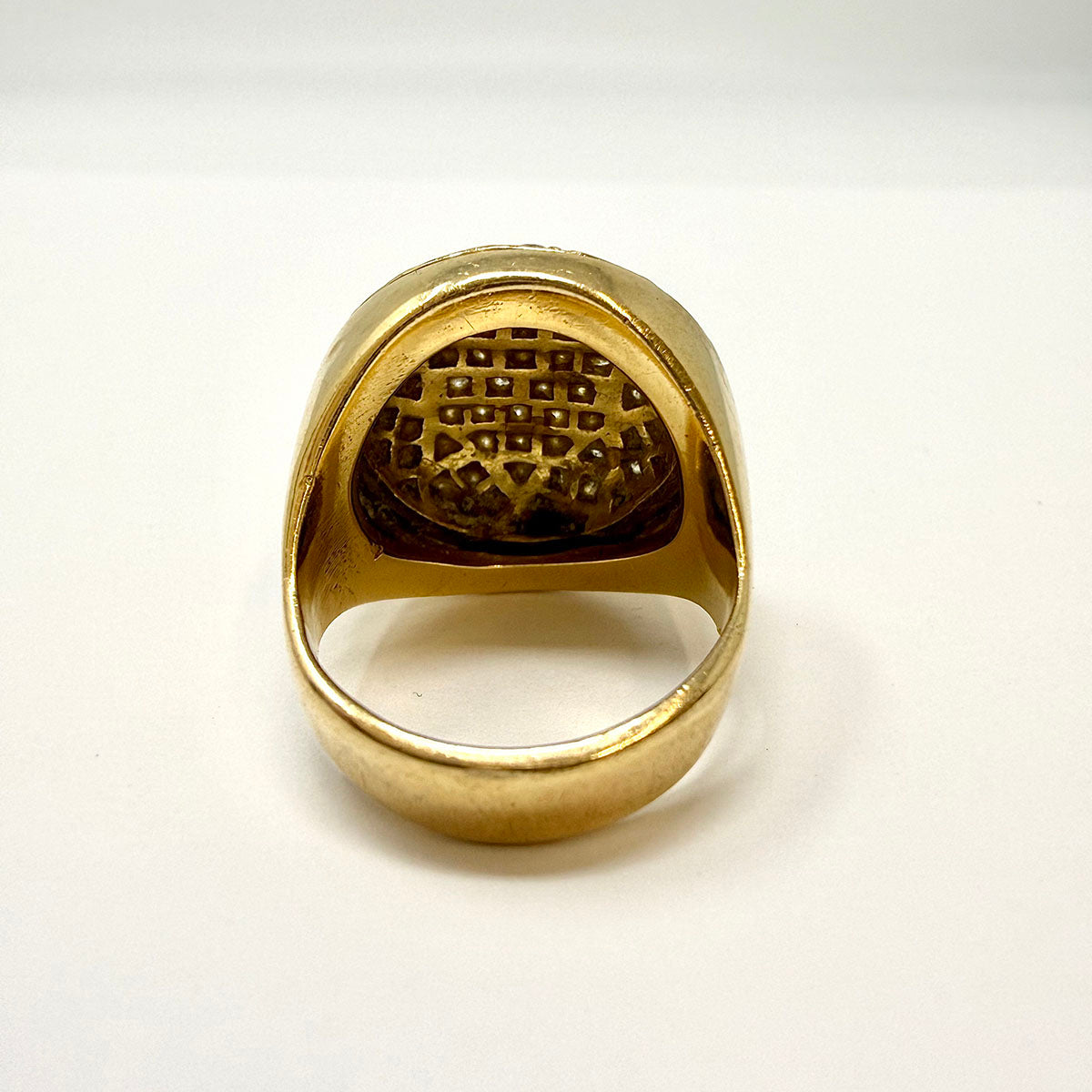 18K Gold Round  Diamond Signet  Ring