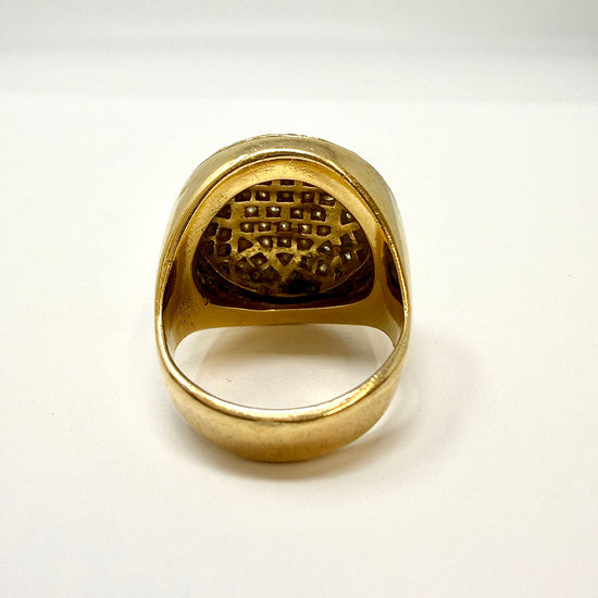 18K Gold Round  Diamond Signet  Ring