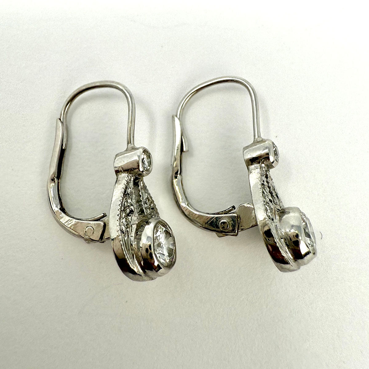 14K White Gold Diamond Drop Earrings