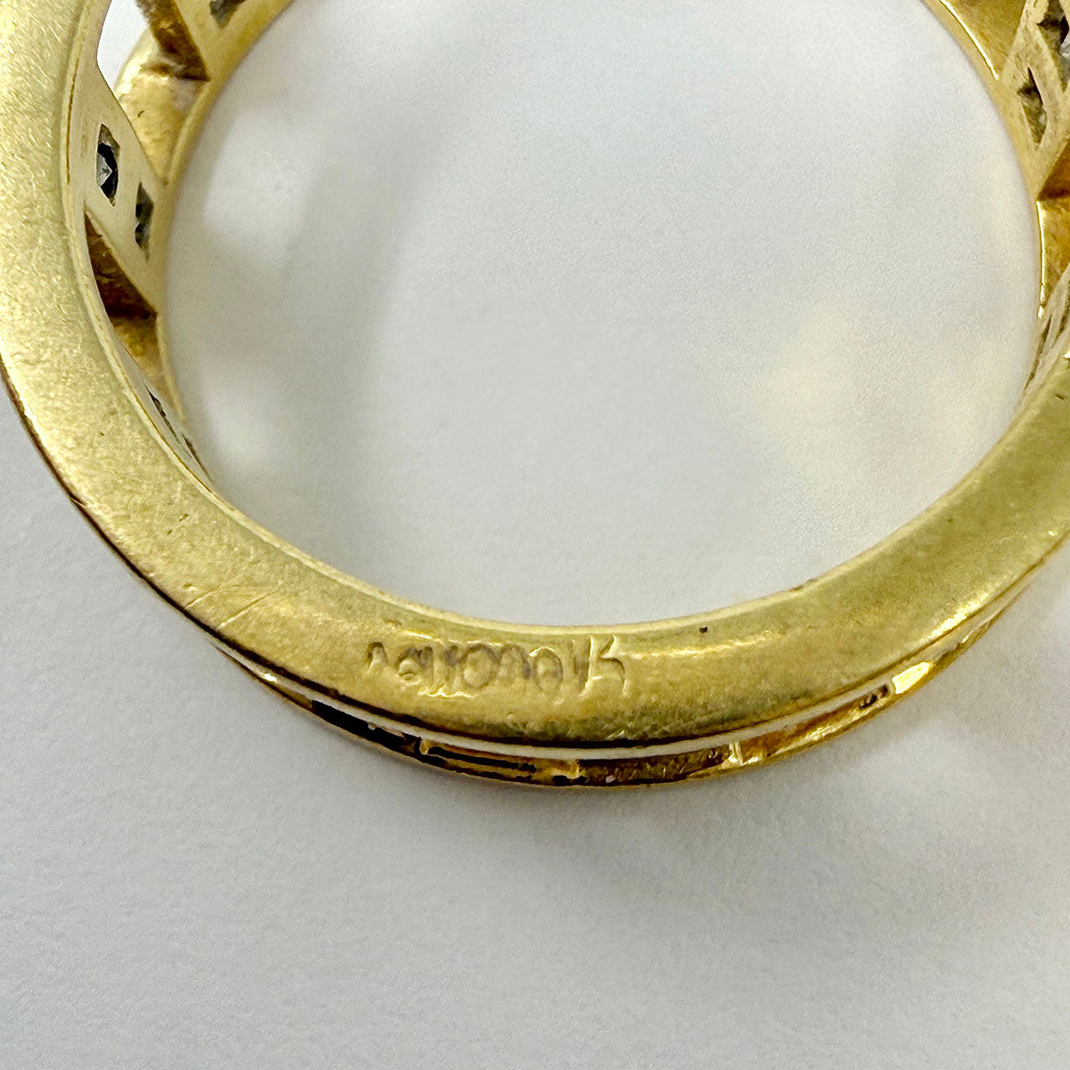 Marvin Schluger 18K Gold Diamond Ring