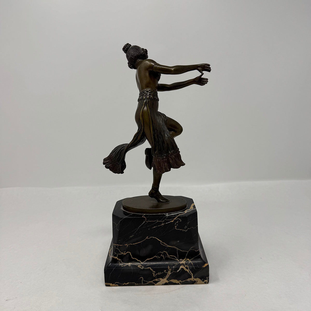 "Tanzerin" Bronze Sculpture on Marble Base Signed C 1900