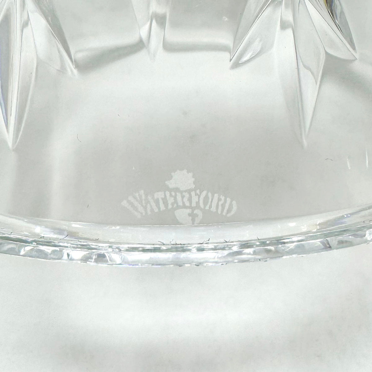 Hurricane Lamp & Metal Base "Snow Crystals"