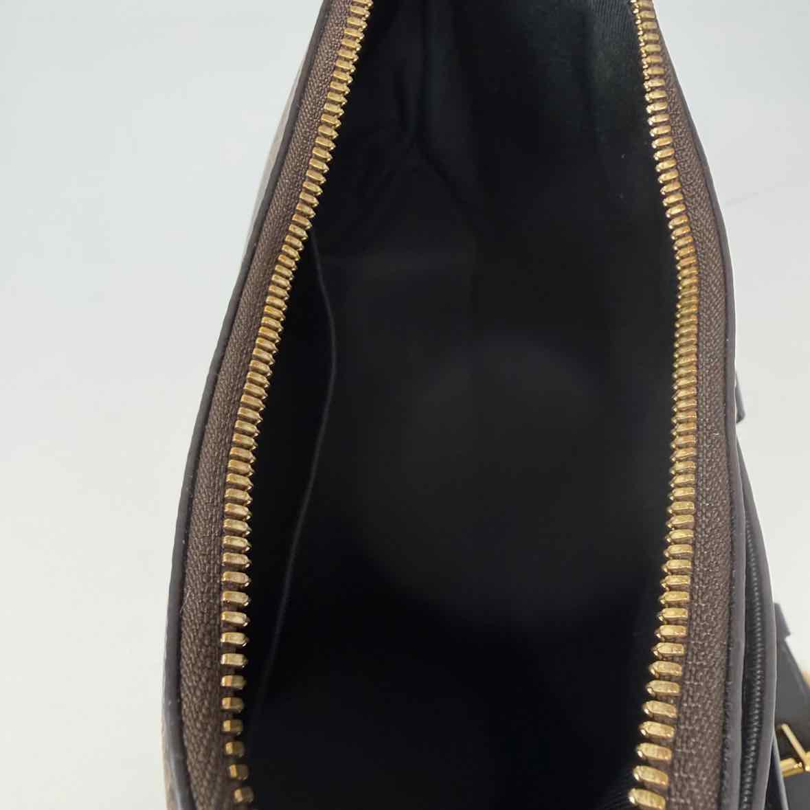 Louis Vuitton Crossbody