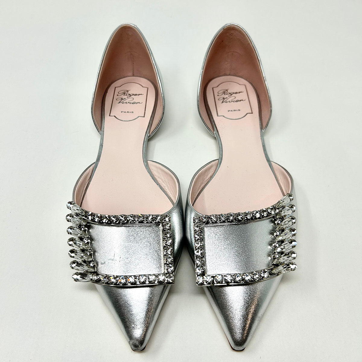 Roger Vivier Flats