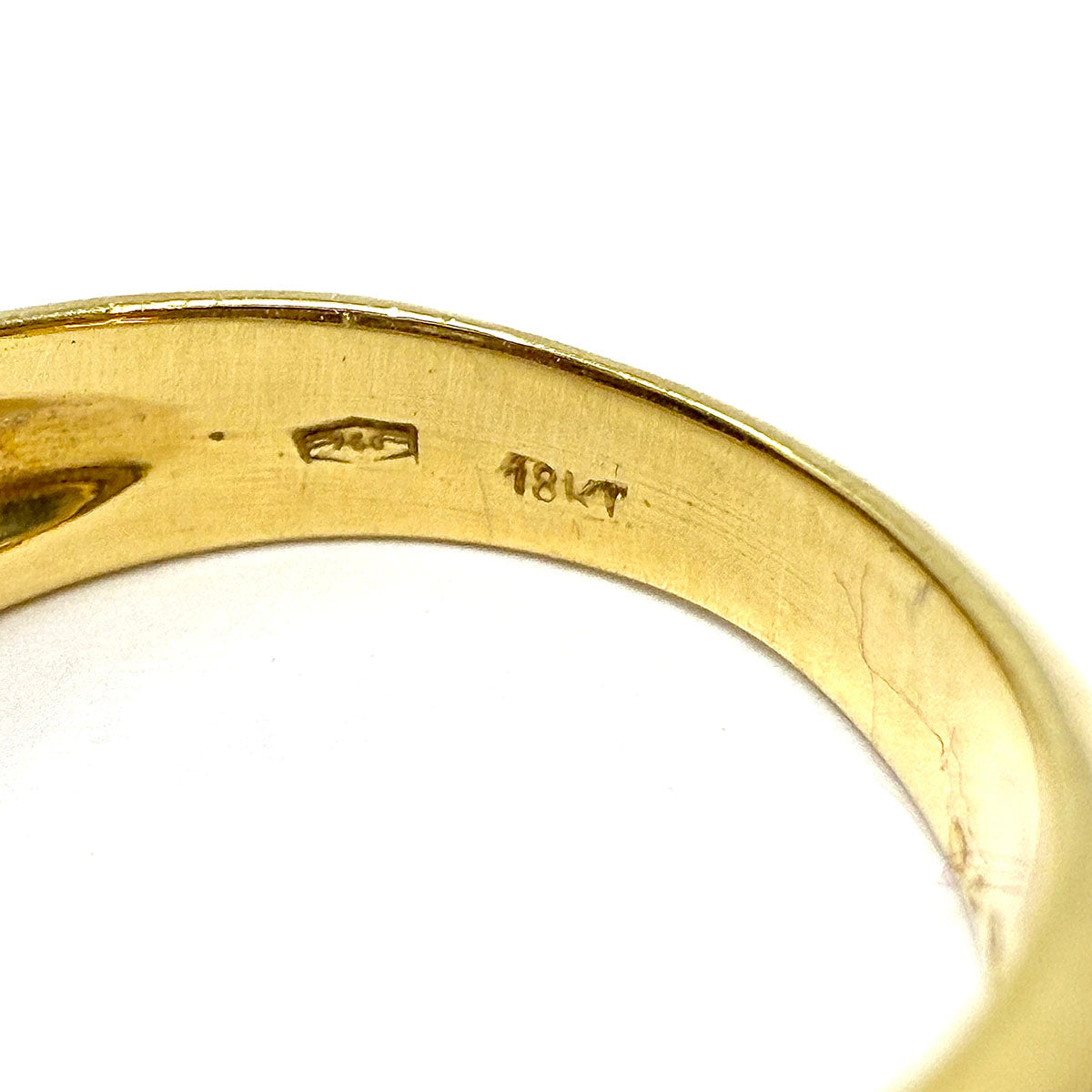 18K Gold Ring with with Diamonds and Rubies
