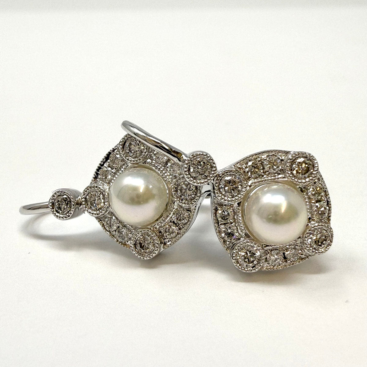 18K White Gold Diamond and Pearl Earrings
