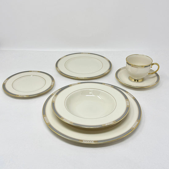 48 Piece Set Presidential Collection McKinley China