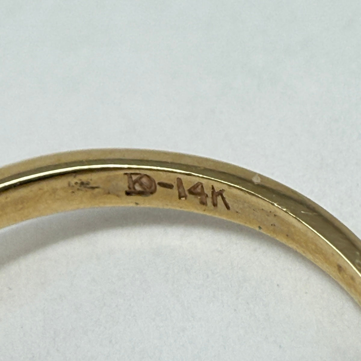 14K Gold Ring with Black Star Sapphire and Diamond