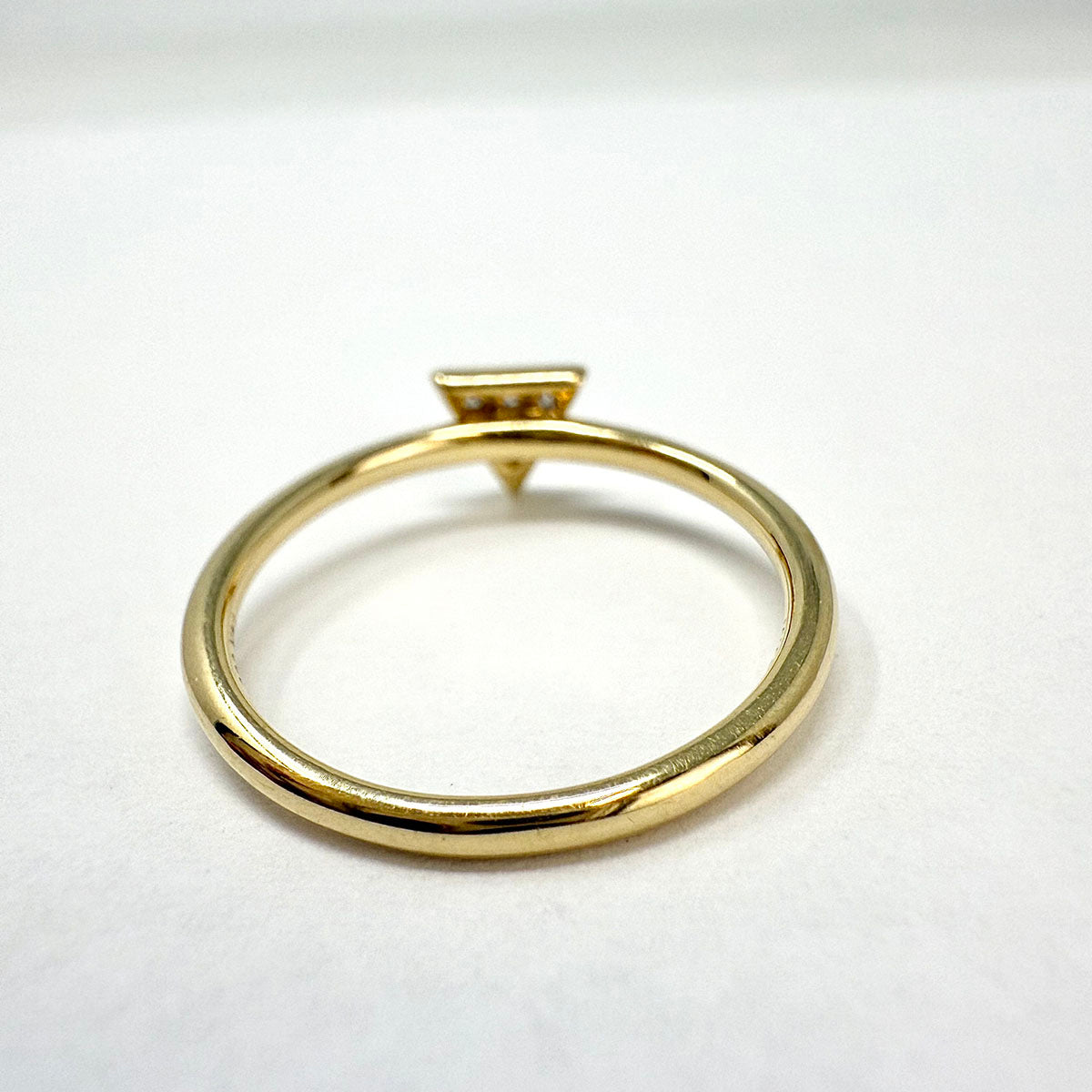 14K Gold Ring with Triangular Shaped Pave Diamond Embellished Center Piece