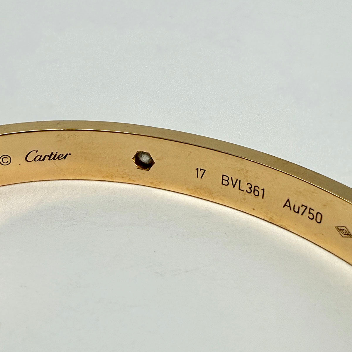 Cartier 4 Diamond Classic LOVE Bracelet