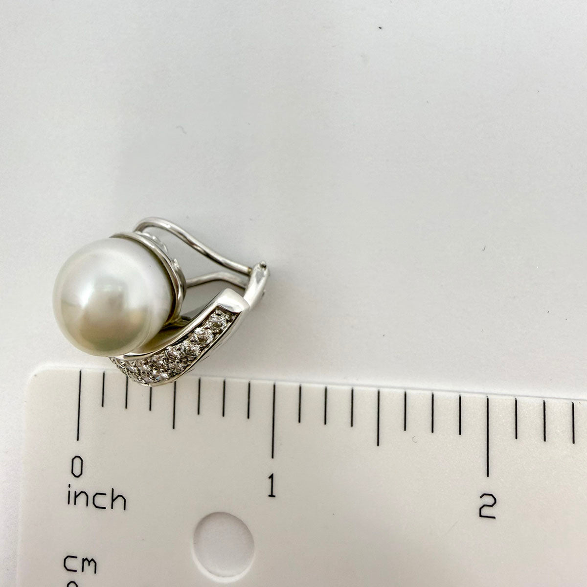 M. Stowe 18K White Gold Earrings with 28 Full Cut Diamonds and 2 South Sea Pearl