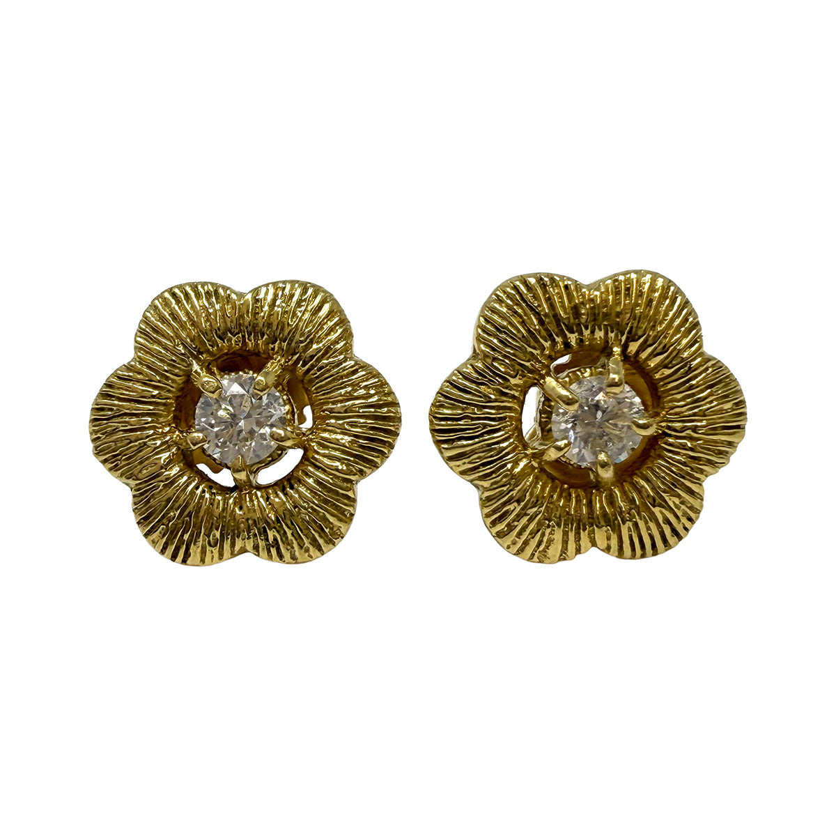 18K Gold Stud Flower Earrings with Diamond