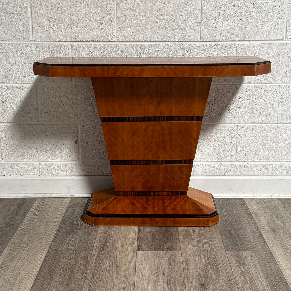 Deco Wood Console Table