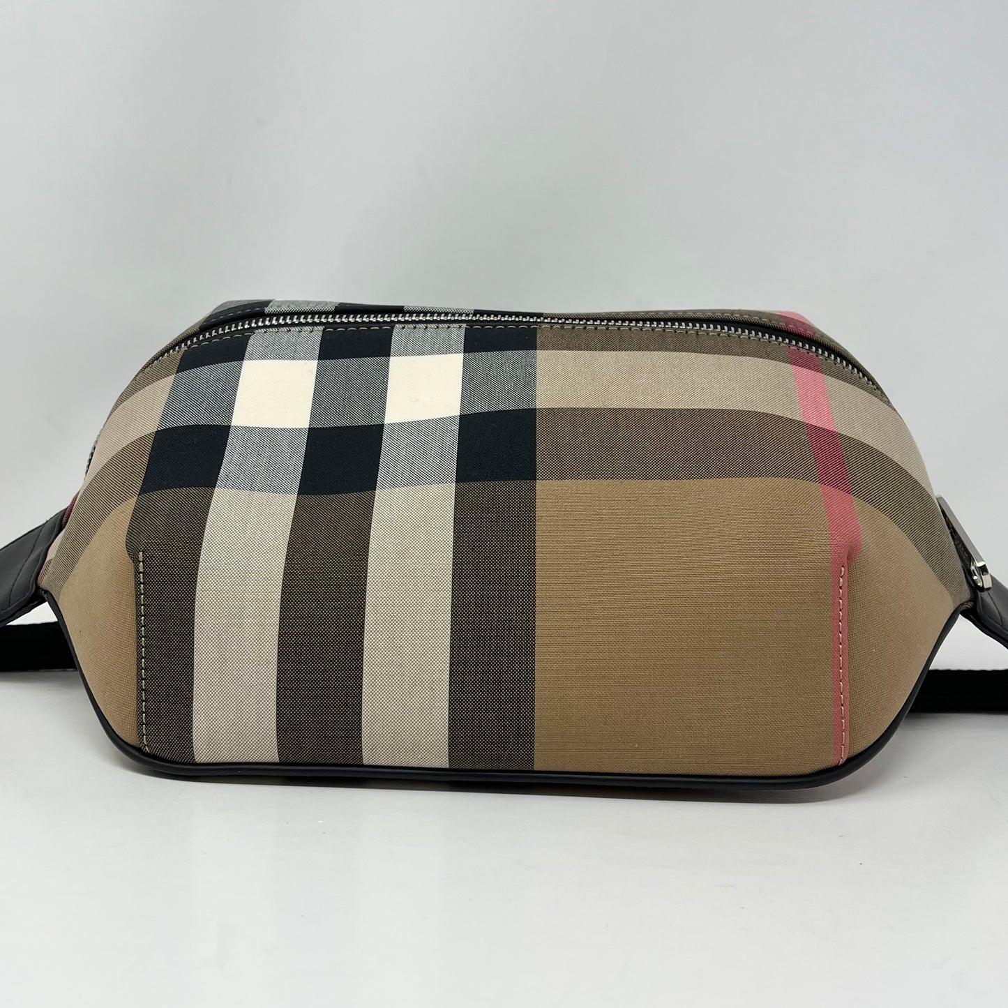 Burberry Crossbody-Needs NSE Approval