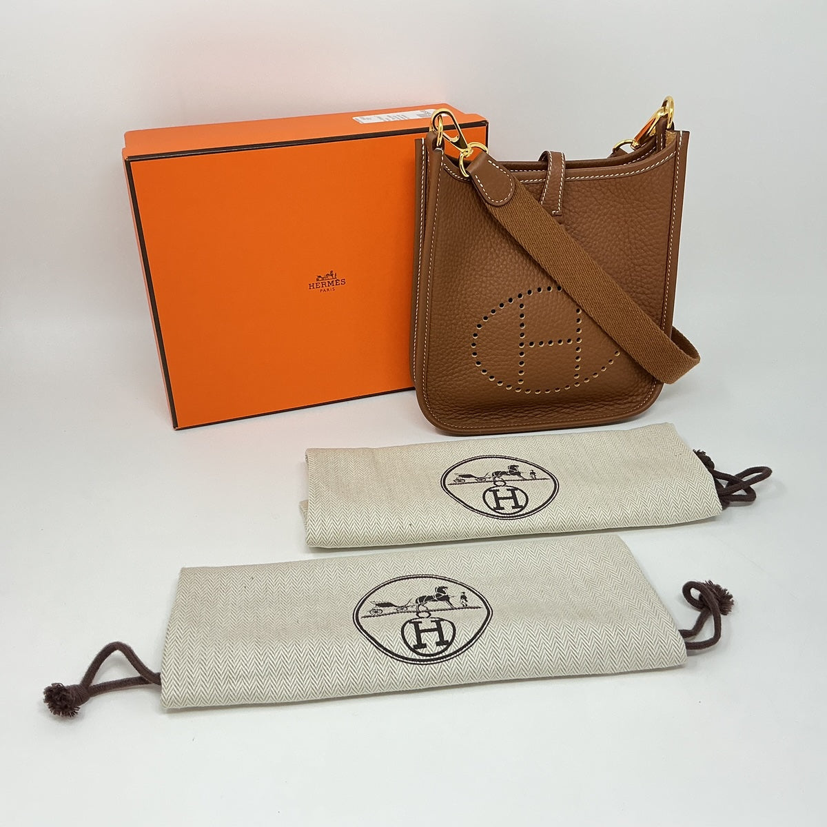 Hermes 2022 Togo Evelyne TPM 16 Crossbody