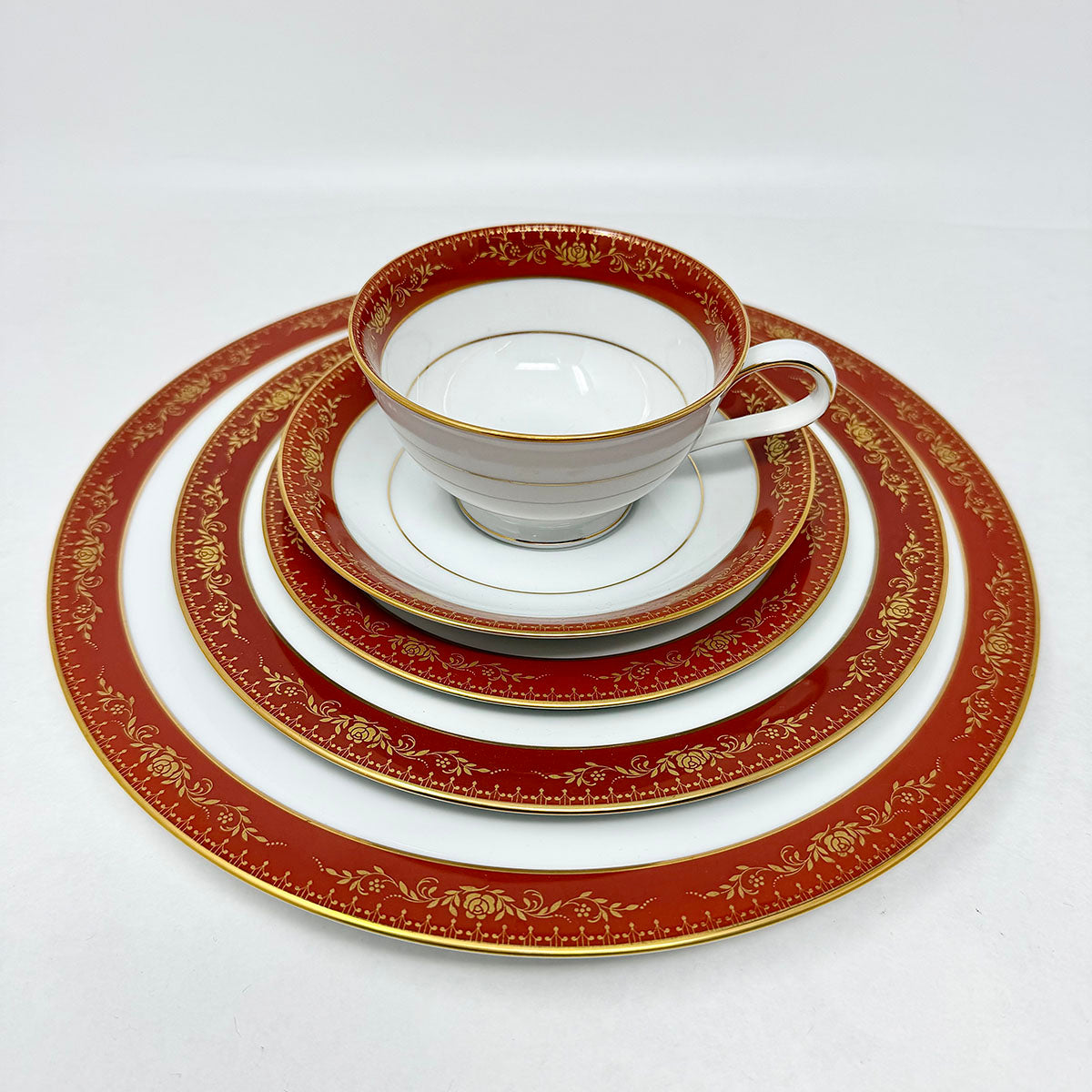 95 PC Noritake Goldhill