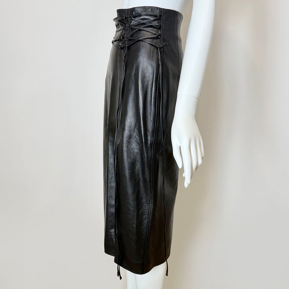 16 Arlington Skirt