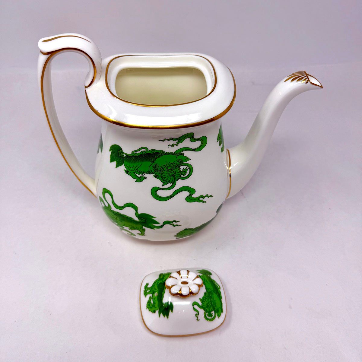 22 PC Wedgwood Chinese Tigers Green