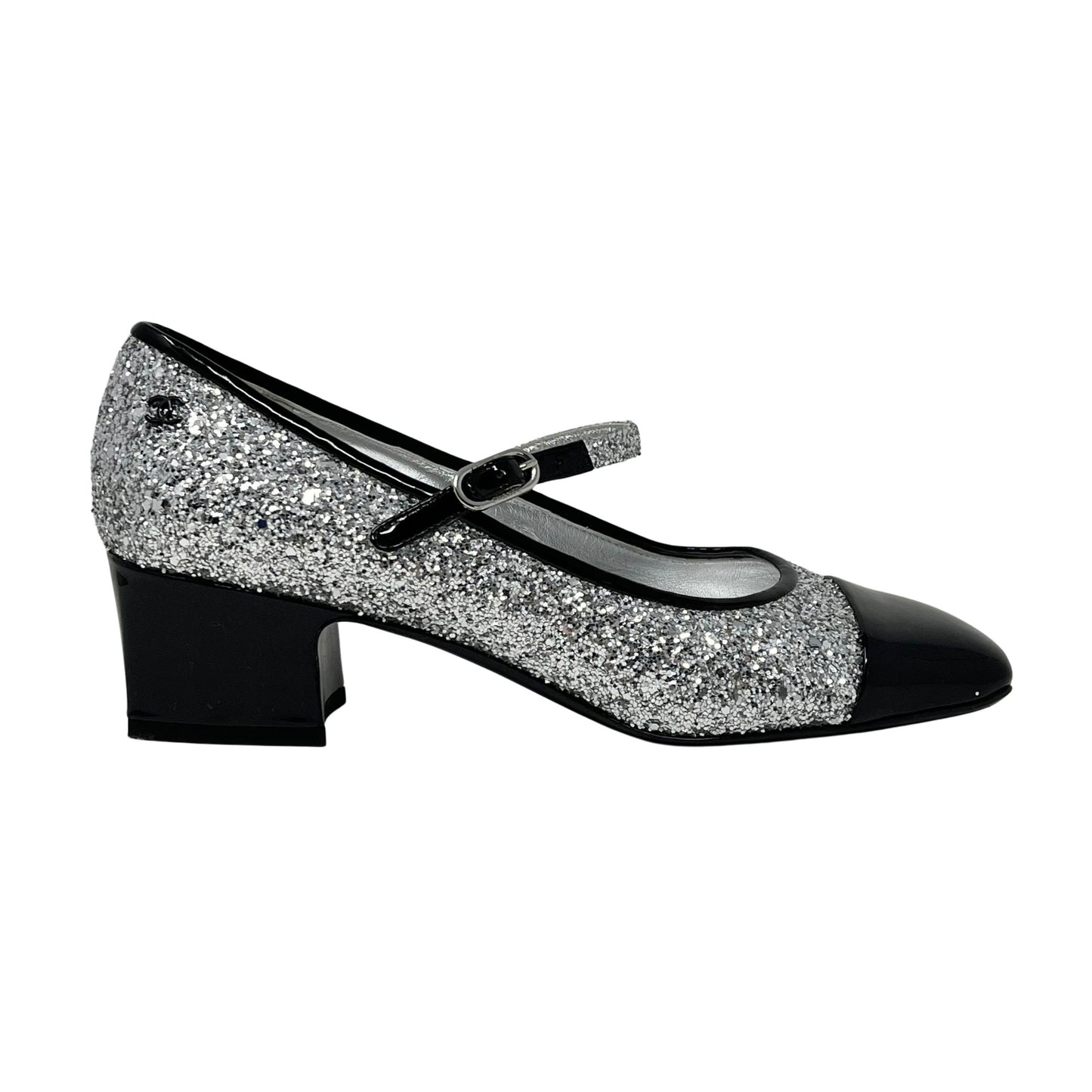 Chanel Pumps